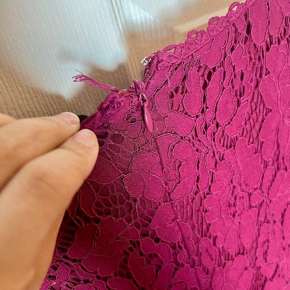 Gibson Burgundy Lace Dress - Picture 4 of 5
